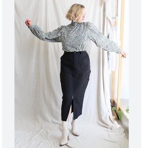 Meadows Blouse Carnation Top High Neck in Black White Floral